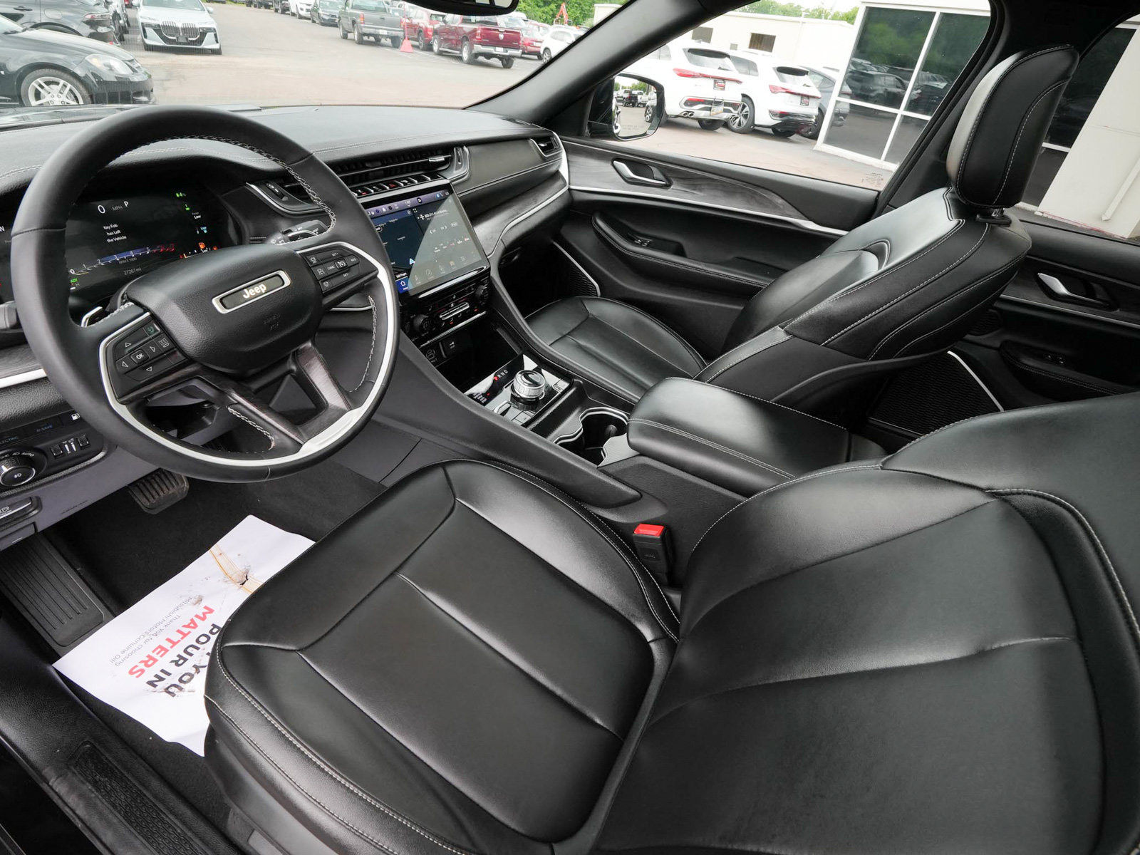 Used 2024 Jeep Grand Cherokee Limited 4xe AWD/4WD image 16