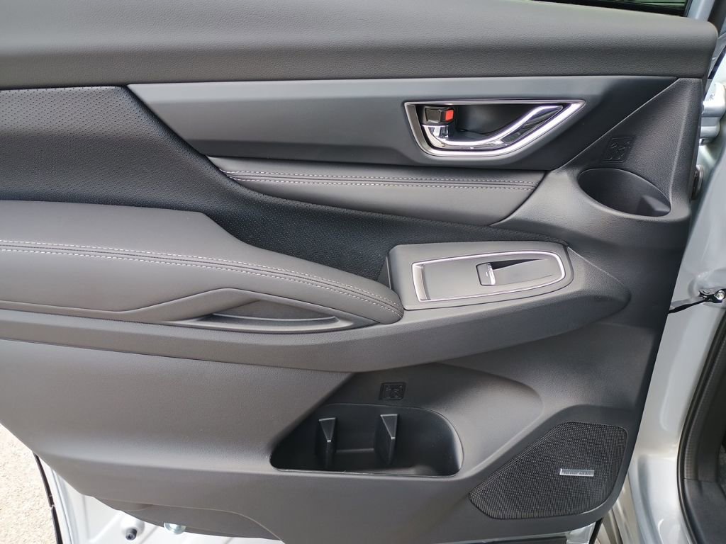 New 2026 Subaru Ascent Limited image 12