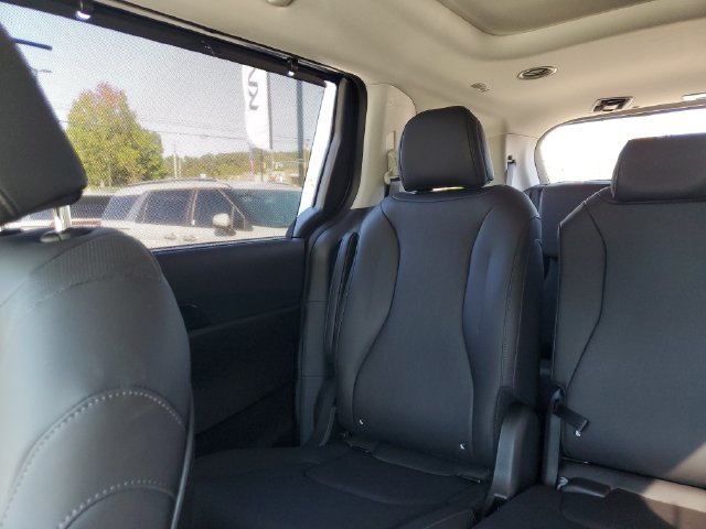 New 2027 Kia Carnival SX FWD image 10