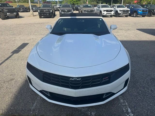 Used 2021 Chevrolet Camaro LT w/ RS Package RWD image 4