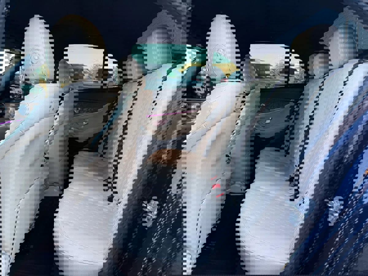 Used 2018 Mercedes-Benz E 300 image 44