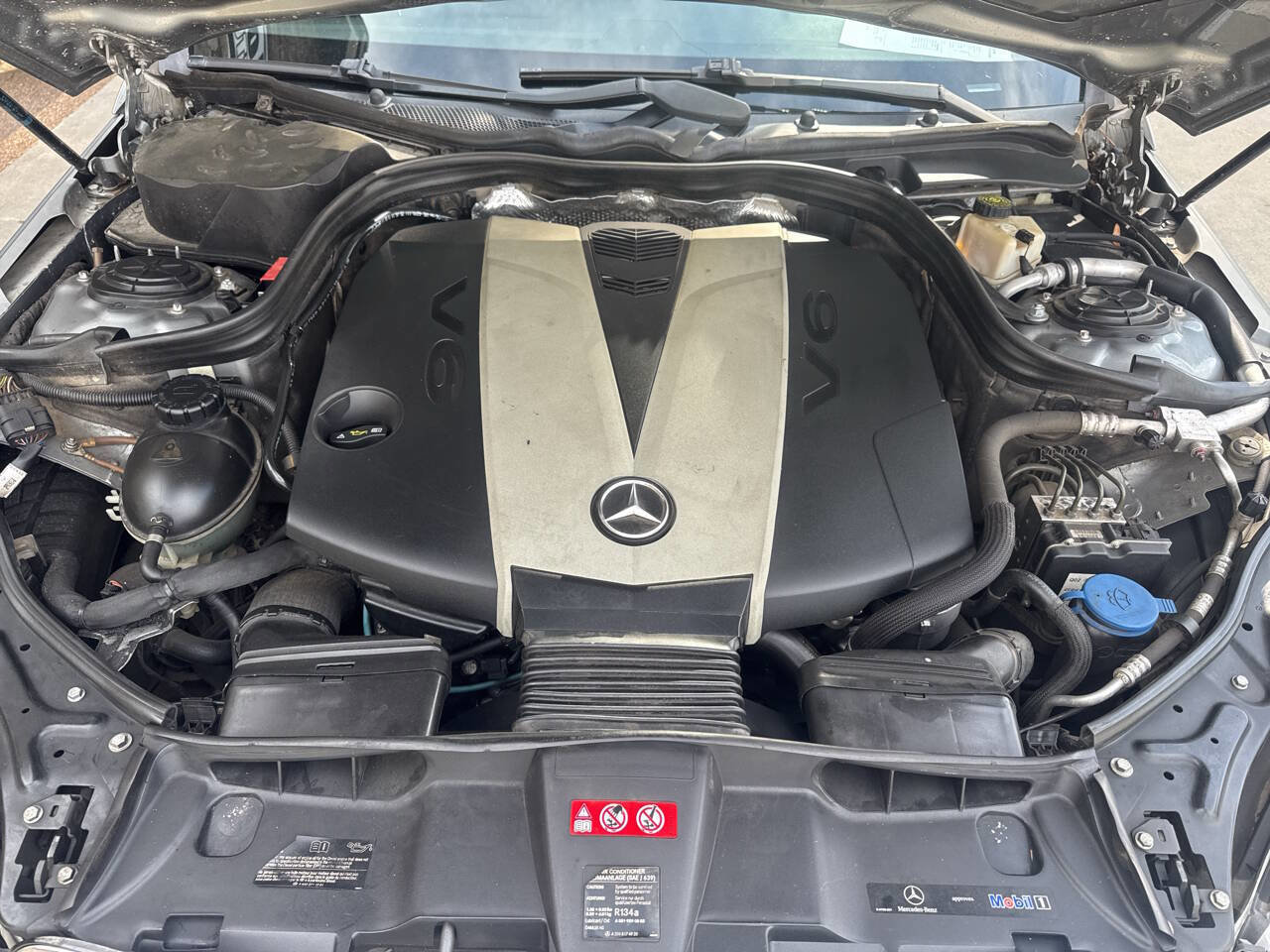 Used 2011 Mercedes-Benz E 350 BlueTEC Sedan image 29