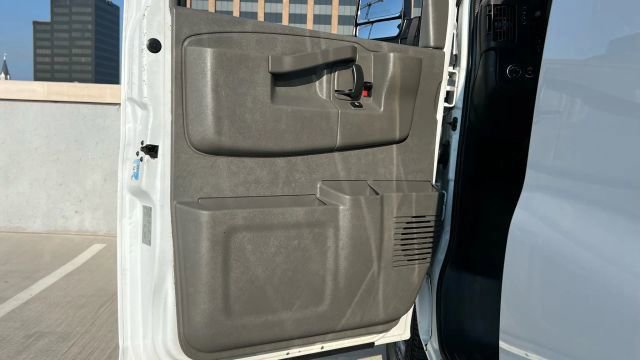 Used 2017 Chevrolet Express 2500 LT w/ LT Preferred Equipment Group image 11