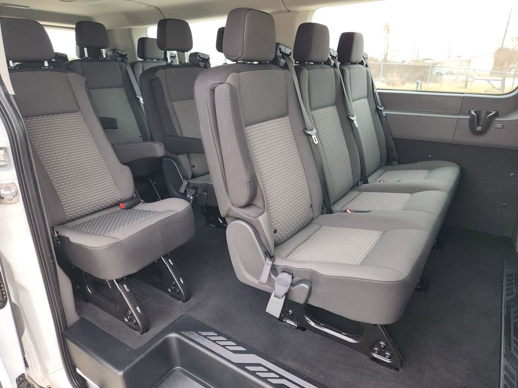 Used 2025 Ford Transit 350 XLT image 16