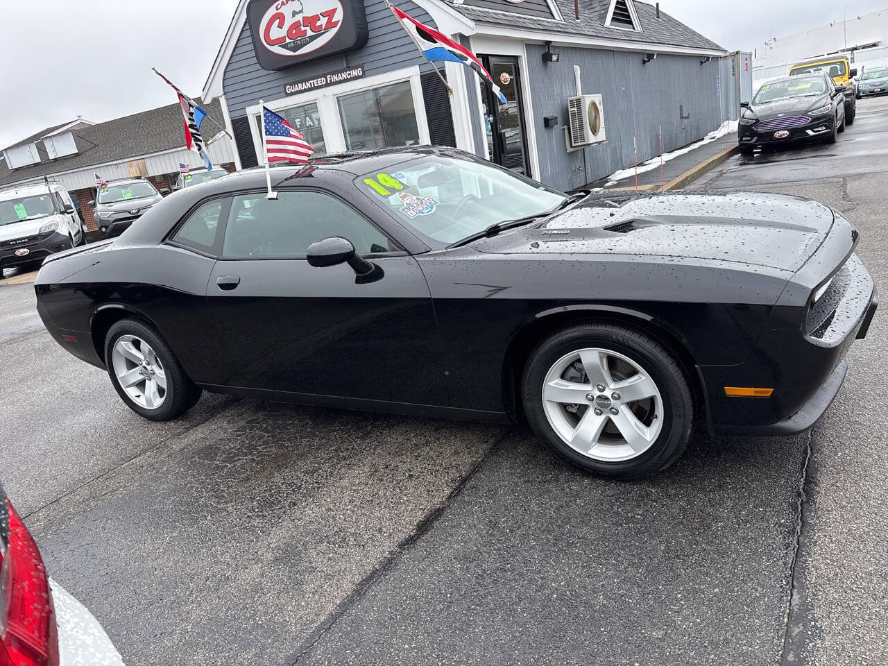 Used 2014 Dodge Challenger R/T RWD image 14