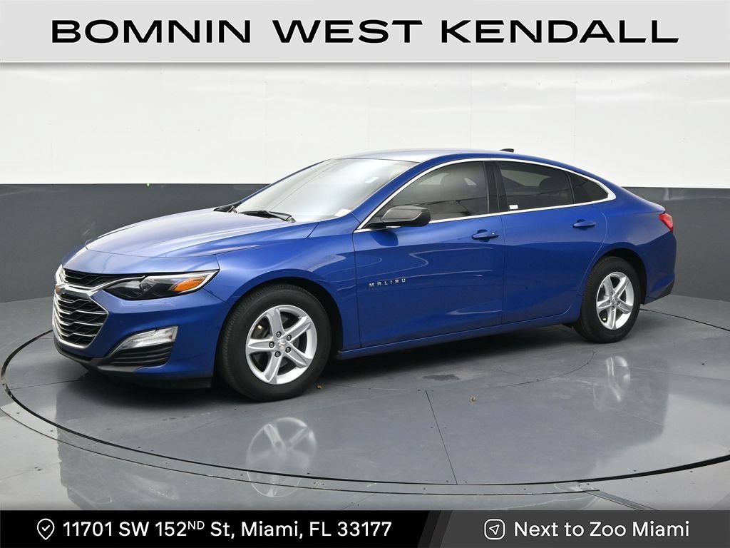 Used 2023 Chevrolet Malibu LS FWD image 1