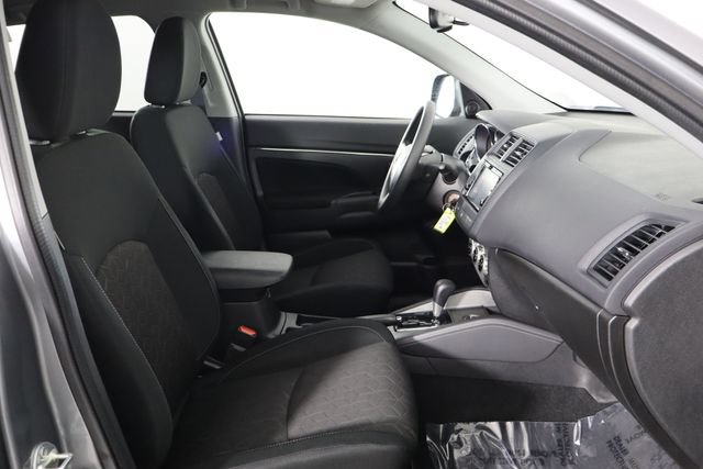 Used 2025 Mitsubishi Outlander Sport ES AWD/4WD image 18