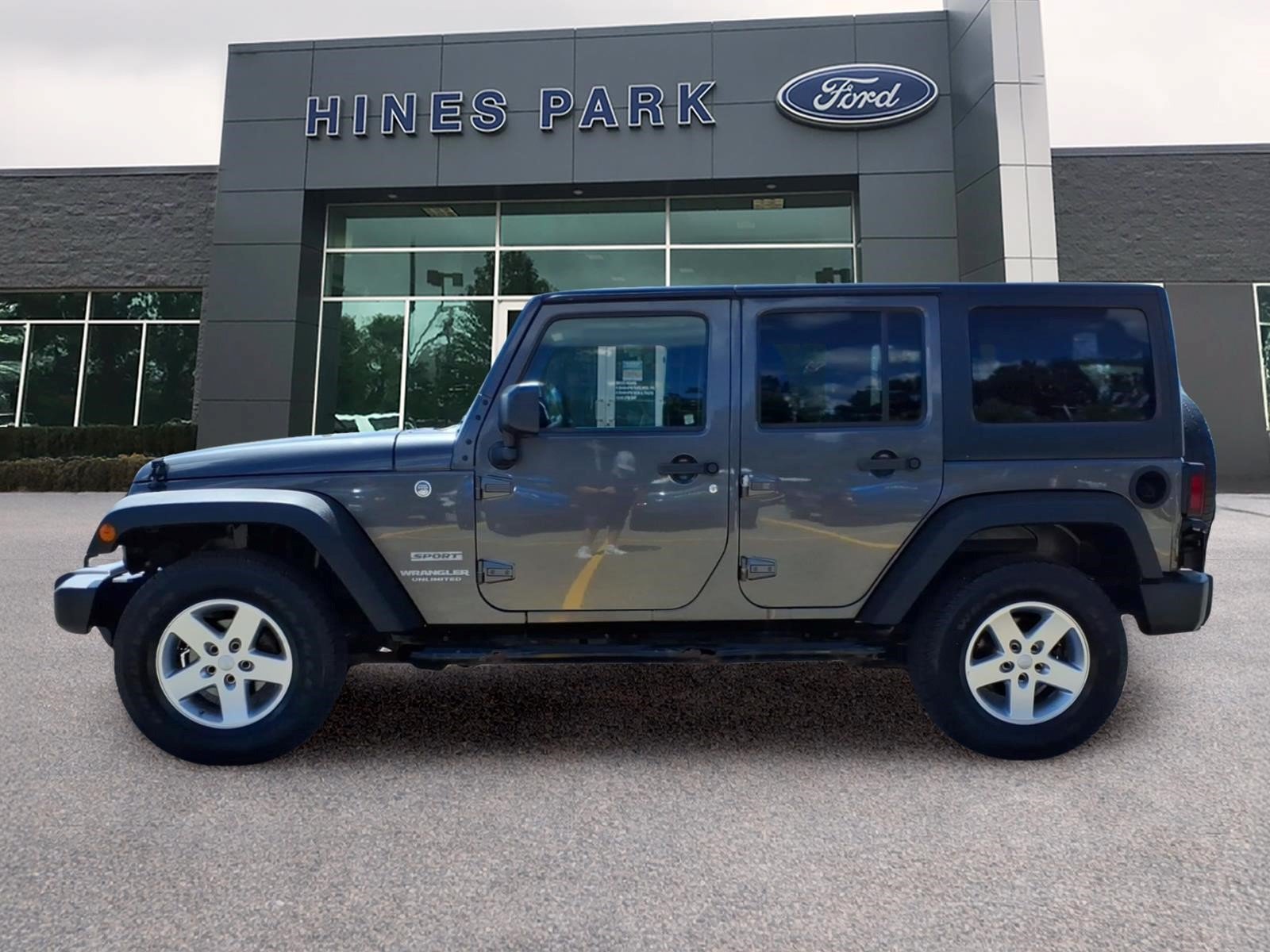 Used 2016 Jeep Wrangler Unlimited Sport w/ Quick Order Package 24S AWD/4WD image 4