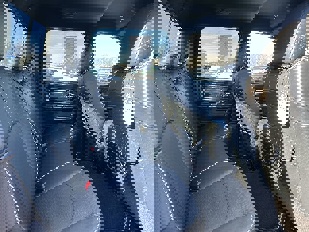 Used 2018 RAM 2500 Limited image 19