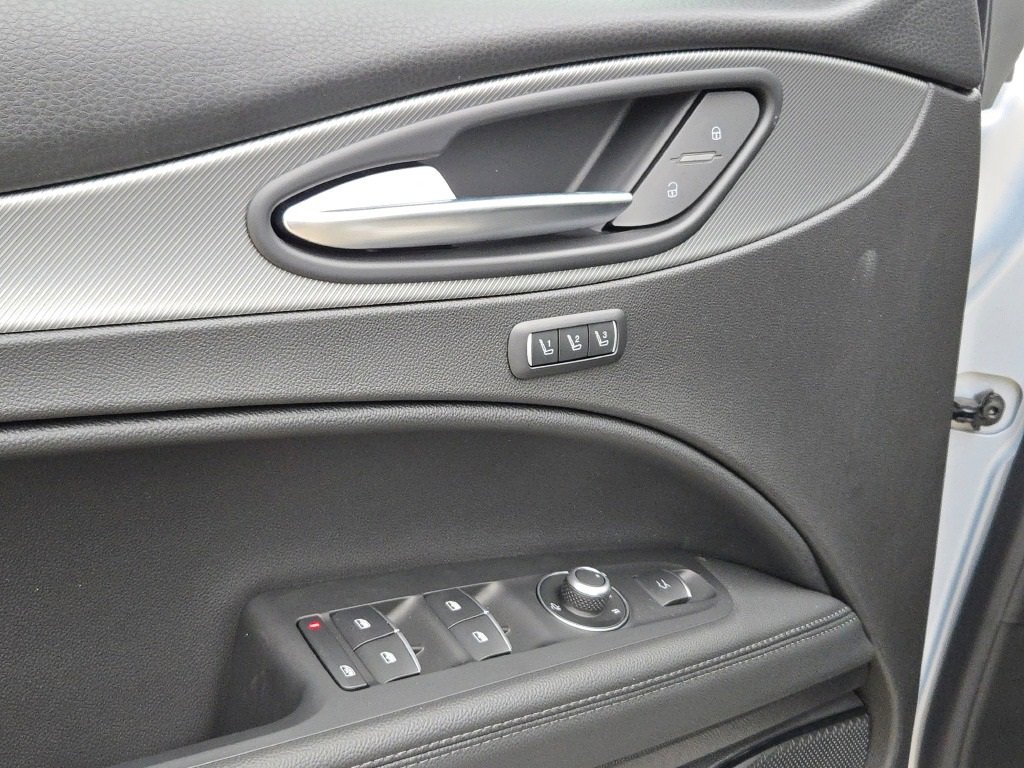 New 2025 Alfa Romeo Stelvio Sprint w/ Veloce Package image 22