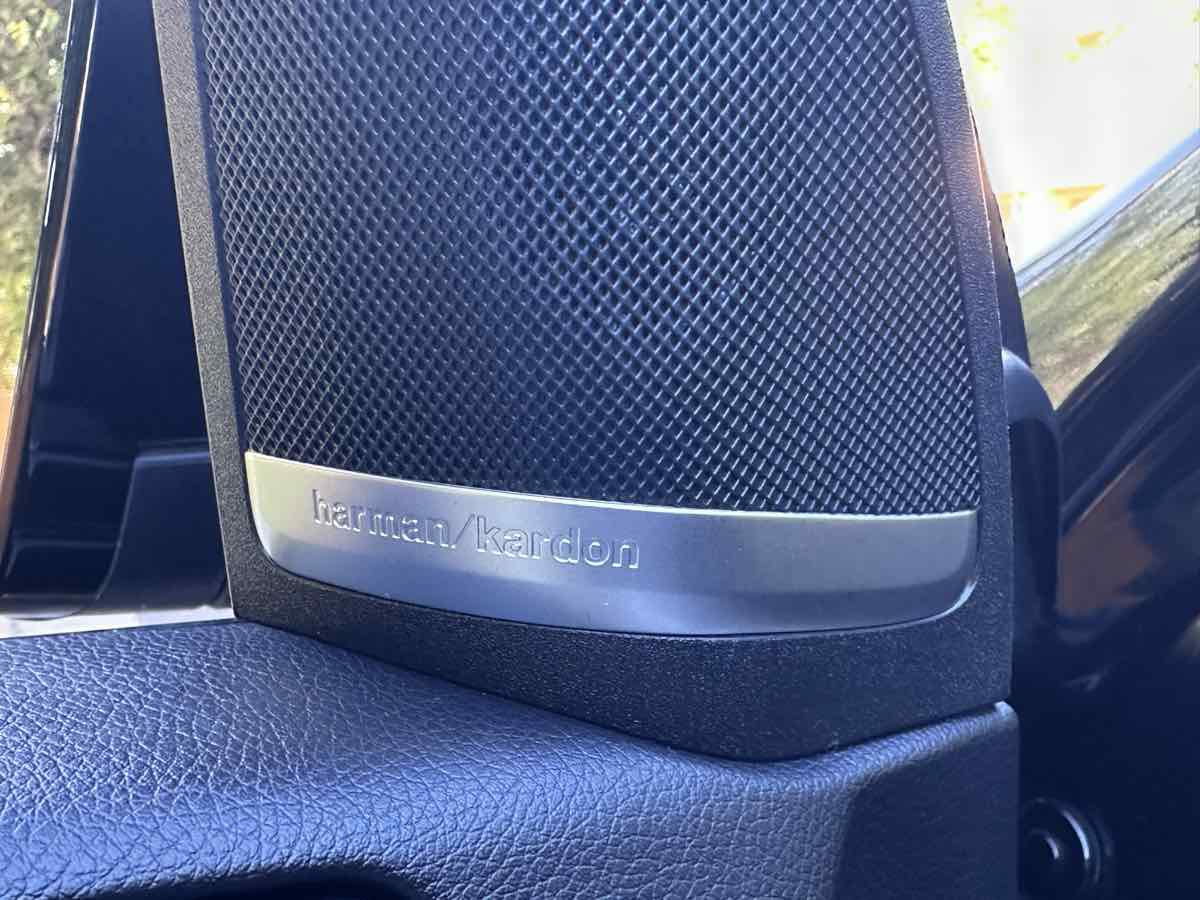 Used 2018 Mercedes-Benz GLS 550 4MATIC w/ Driver Assistance Package image 45