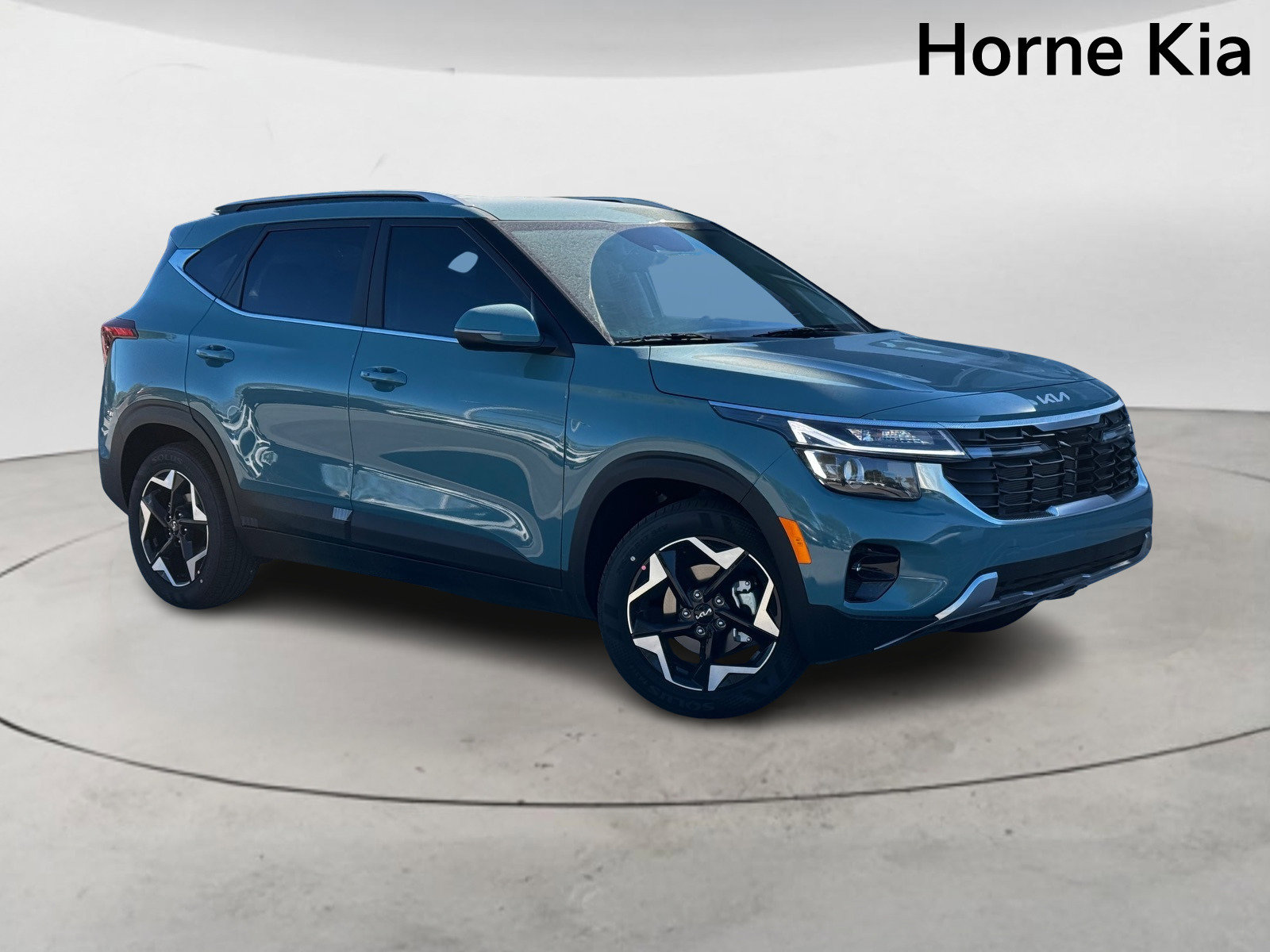 New 2026 Kia Seltos EX image 2