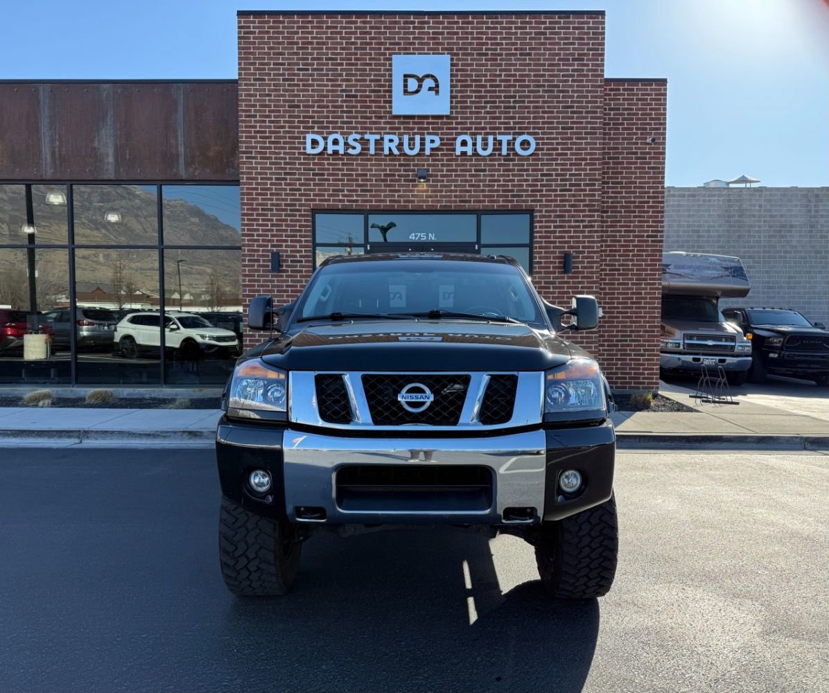 Used 2015 Nissan Titan SV w/ SV Value Truck Package image 2