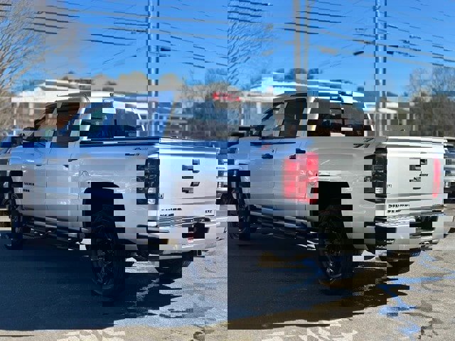 Used 2018 Chevrolet Silverado 1500 LTZ Z71 w/ Redline Edition image 3