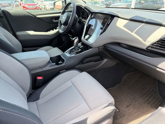 Used 2025 Subaru Outback Premium image 23