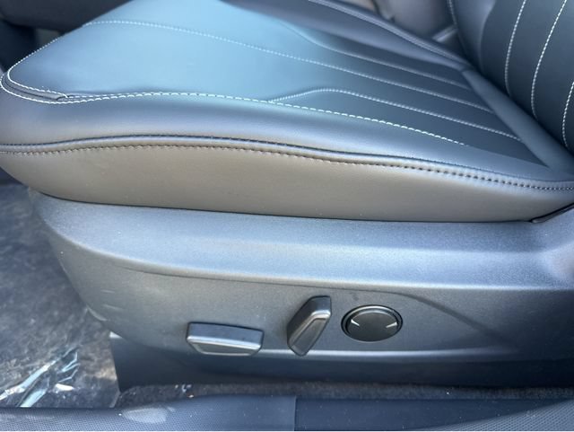 New 2026 Ford Mustang Mach-E Select w/ Comfort Package RWD image 31