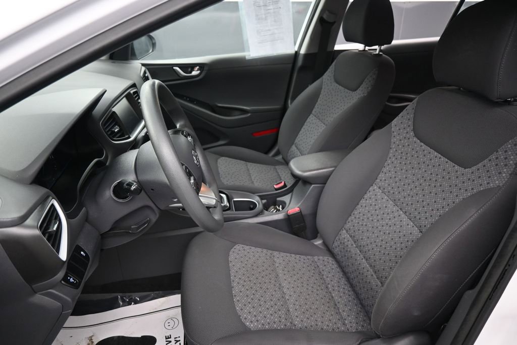 Used 2018 Hyundai Ioniq Blue image 22