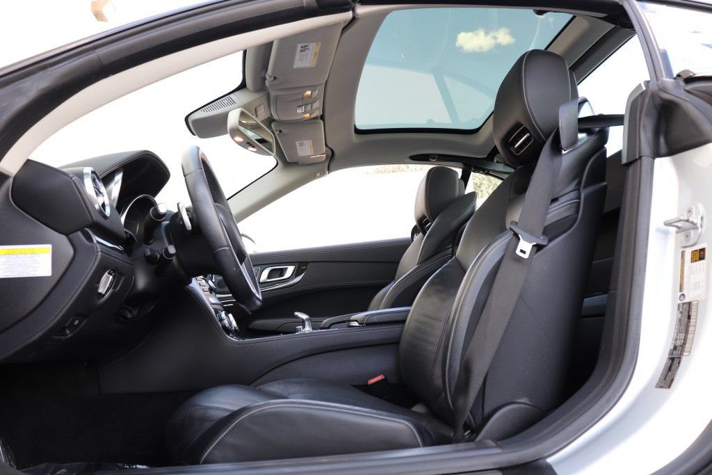 Used 2014 Mercedes-Benz SL 550 w/ Driver Assistance Package image 42