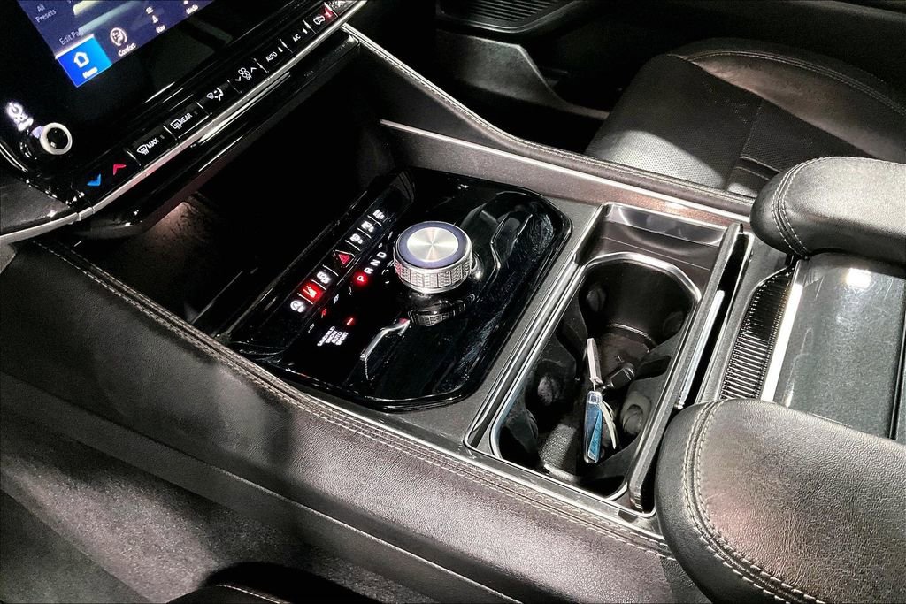 Used 2023 Jeep Wagoneer 4WD w/ Convenience Group I image 17