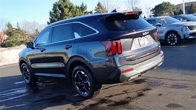New 2026 Kia Sorento S image 9