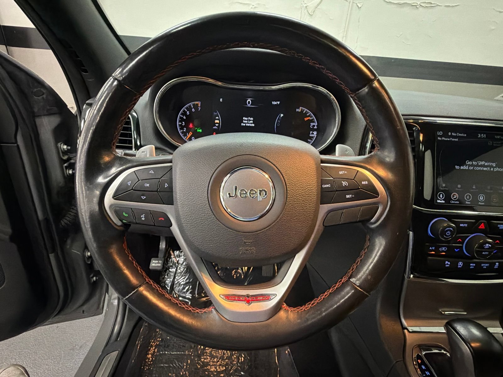 Used 2021 Jeep Grand Cherokee Trailhawk w/ Trailhawk Luxury Group AWD/4WD image 30
