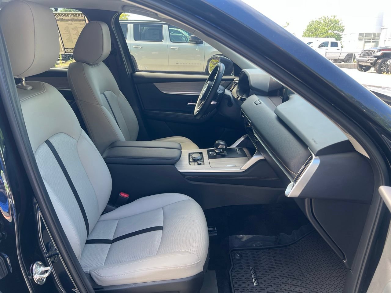 Used 2024 MAZDA CX-90 3.3 Turbo w/ Preferred Package AWD/4WD image 24