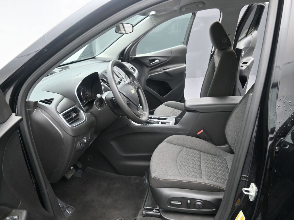 Used 2023 Chevrolet Equinox LT image 13