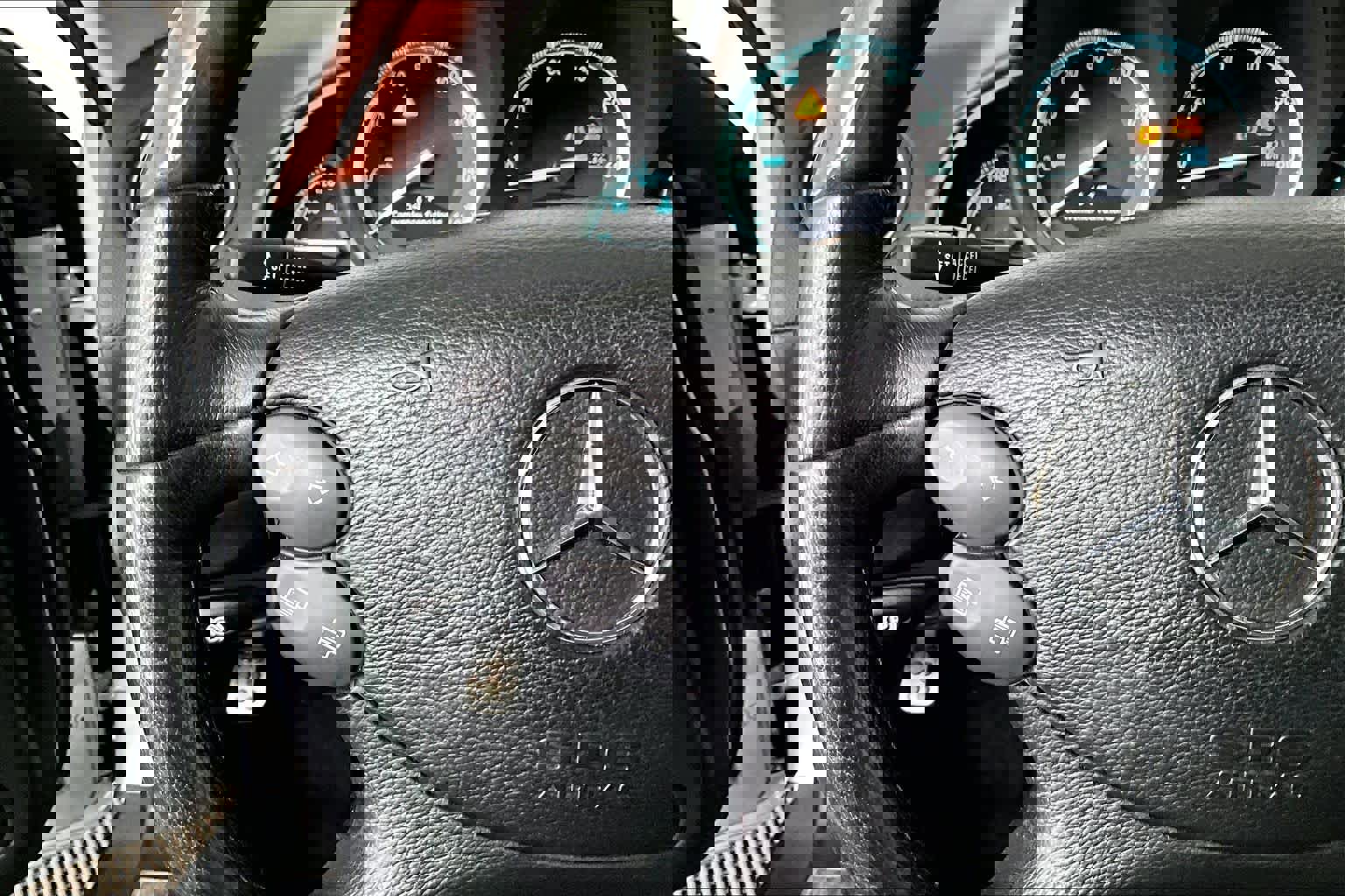 Used 2007 Mercedes-Benz SL 550 image 21