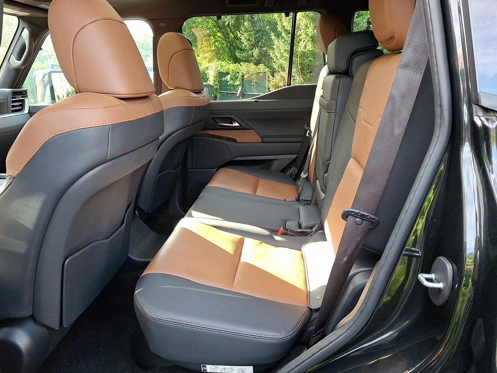 Certified 2024 Lexus GX 550 w/ Accessory Package (Z1) AWD/4WD image 10
