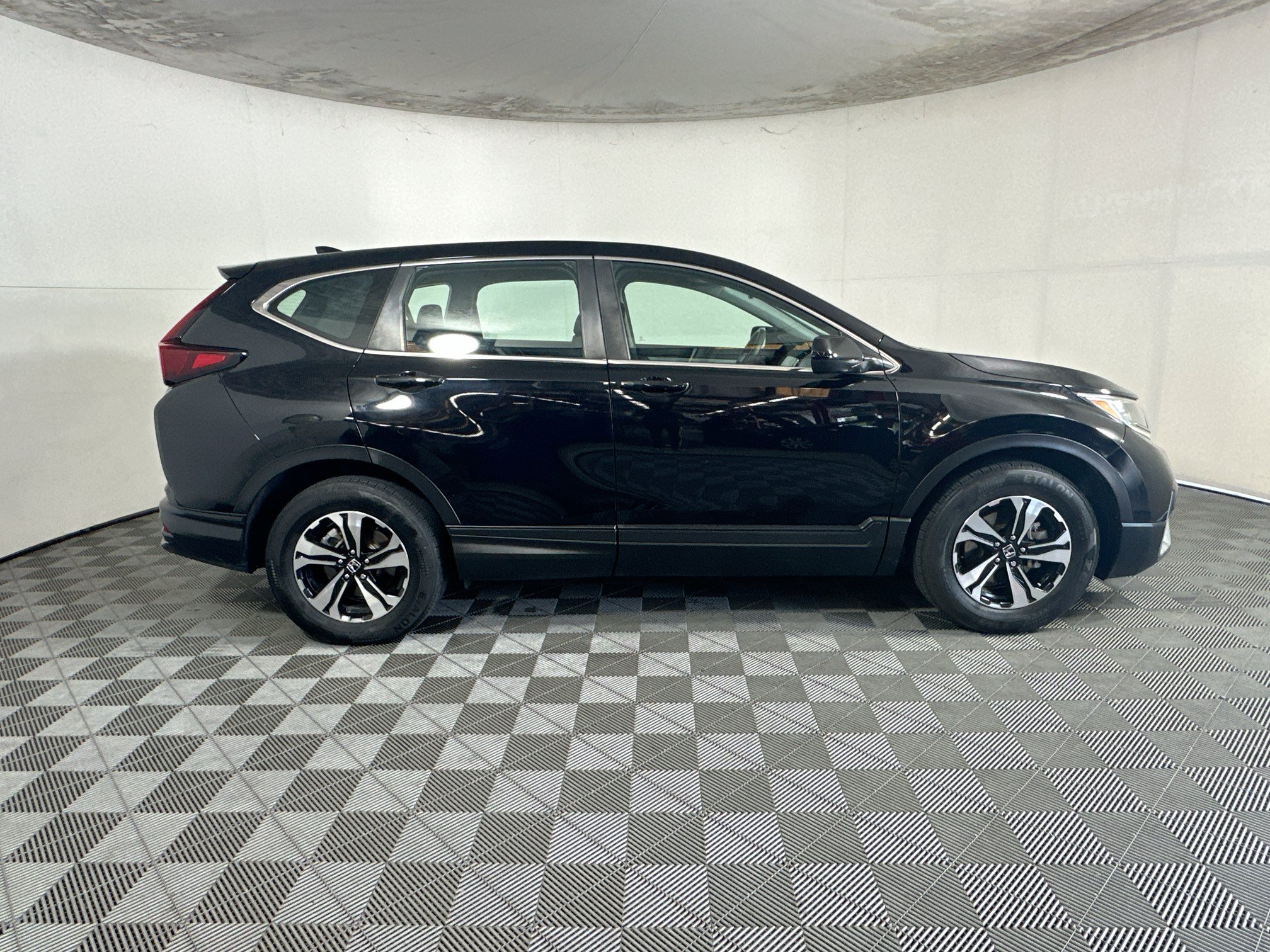 Used 2022 Honda CR-V Special Edition image 2