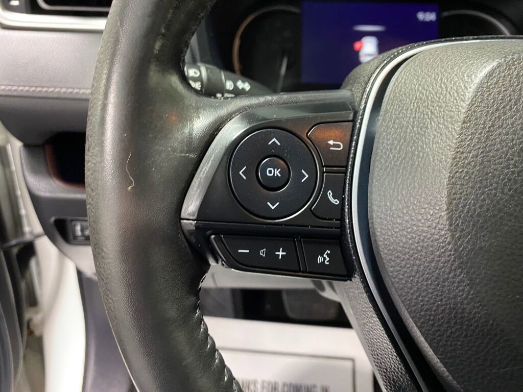 Used 2019 Toyota RAV4 Limited w/ Advanced Technology Package AWD/4WD image 13