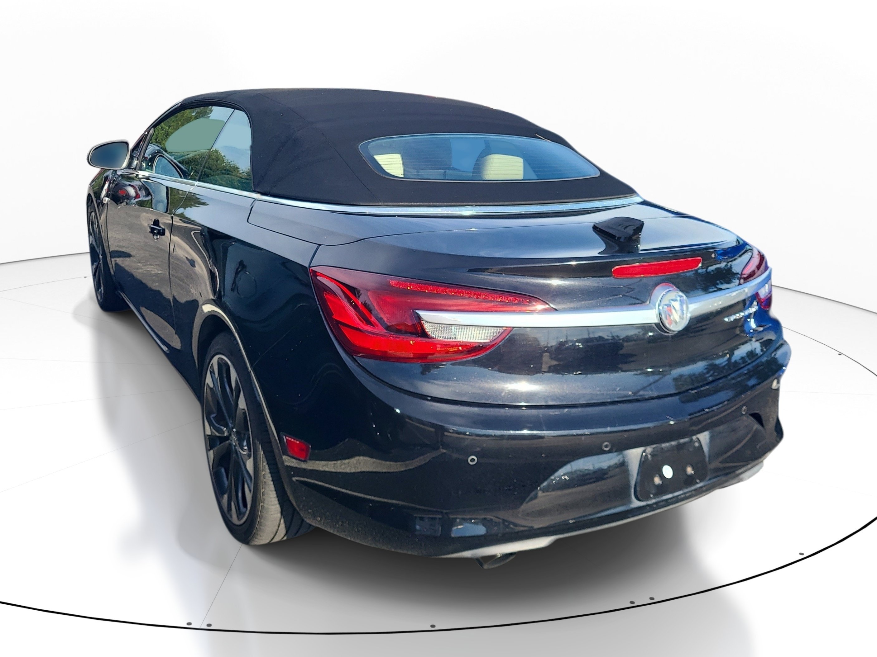 Used 2019 Buick Cascada Premium FWD image 7
