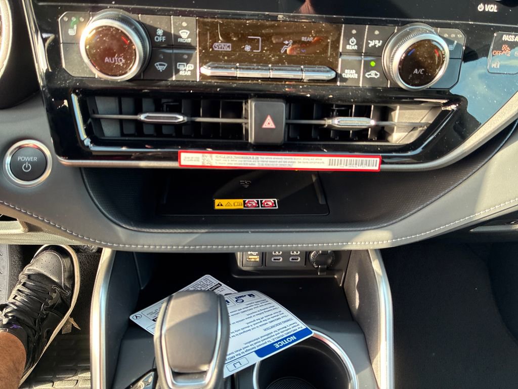 New 2026 Toyota Highlander XLE image 22