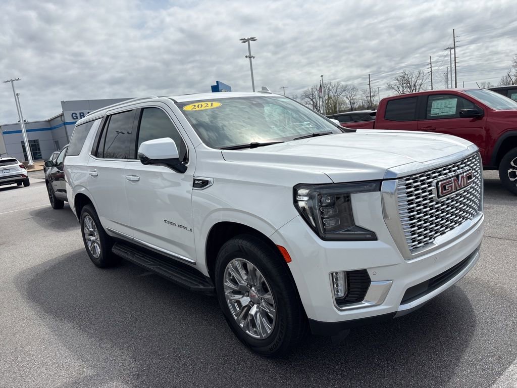 Used 2021 GMC Yukon Denali AWD/4WD image 3
