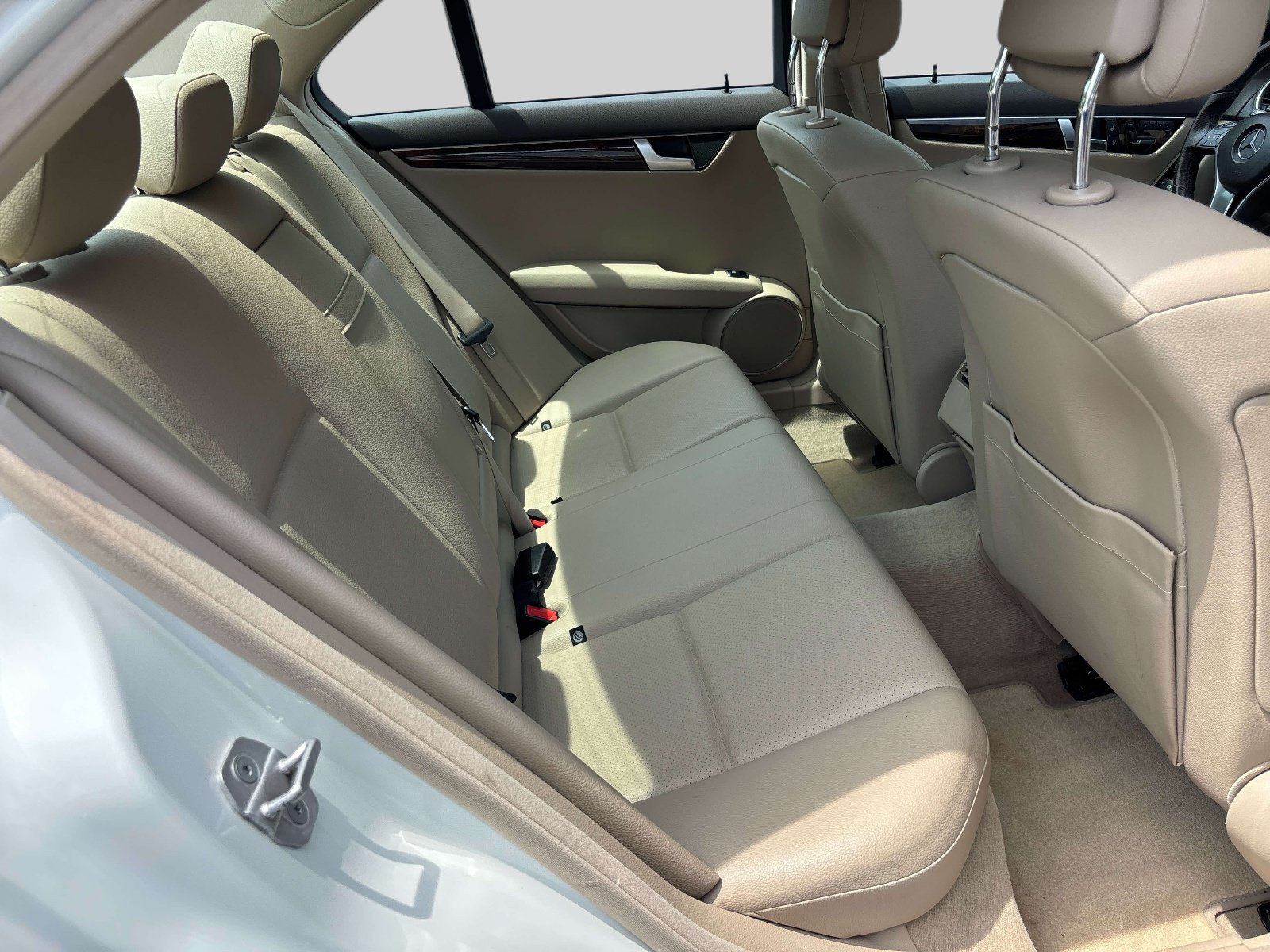 Used 2012 Mercedes-Benz C 300 4MATIC Sedan image 14