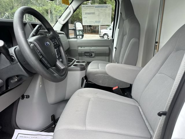 New 2027 Ford E-350 and Econoline 350 Super Duty w/ Power Equipment Group RWD image 17