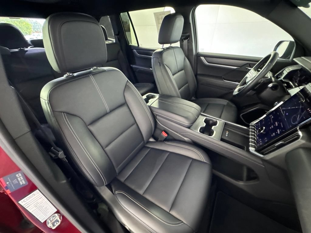 Certified 2026 GMC Acadia Elevation w/ Elevation Premium Package AWD/4WD image 46