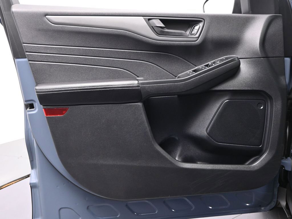 Used 2025 Ford Escape Active image 22