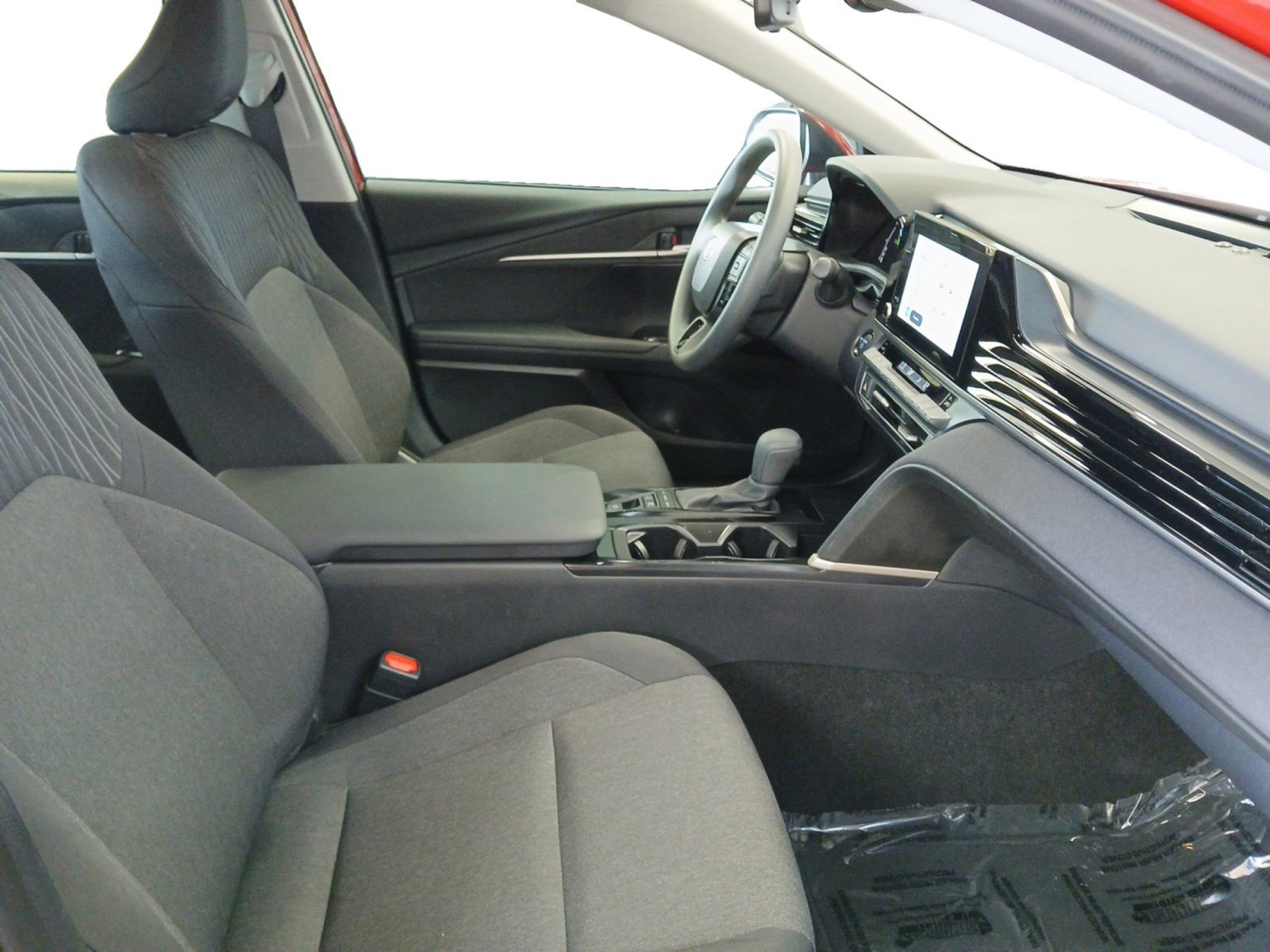 Used 2025 Toyota Camry image 15