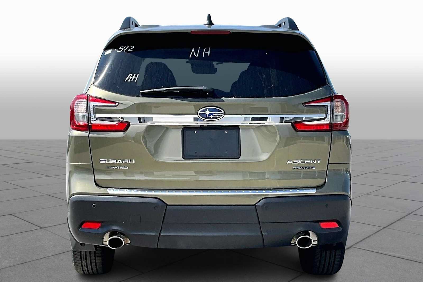 New 2026 Subaru Ascent Limited AWD/4WD image 4