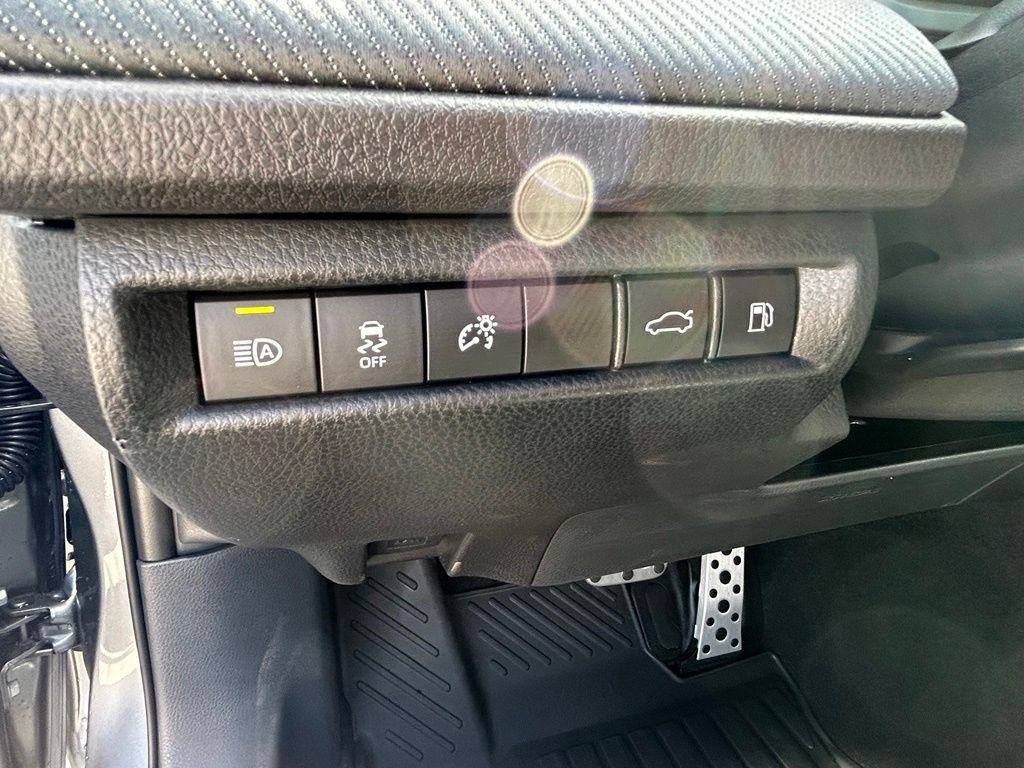 Used 2026 Toyota Camry SE FWD image 15