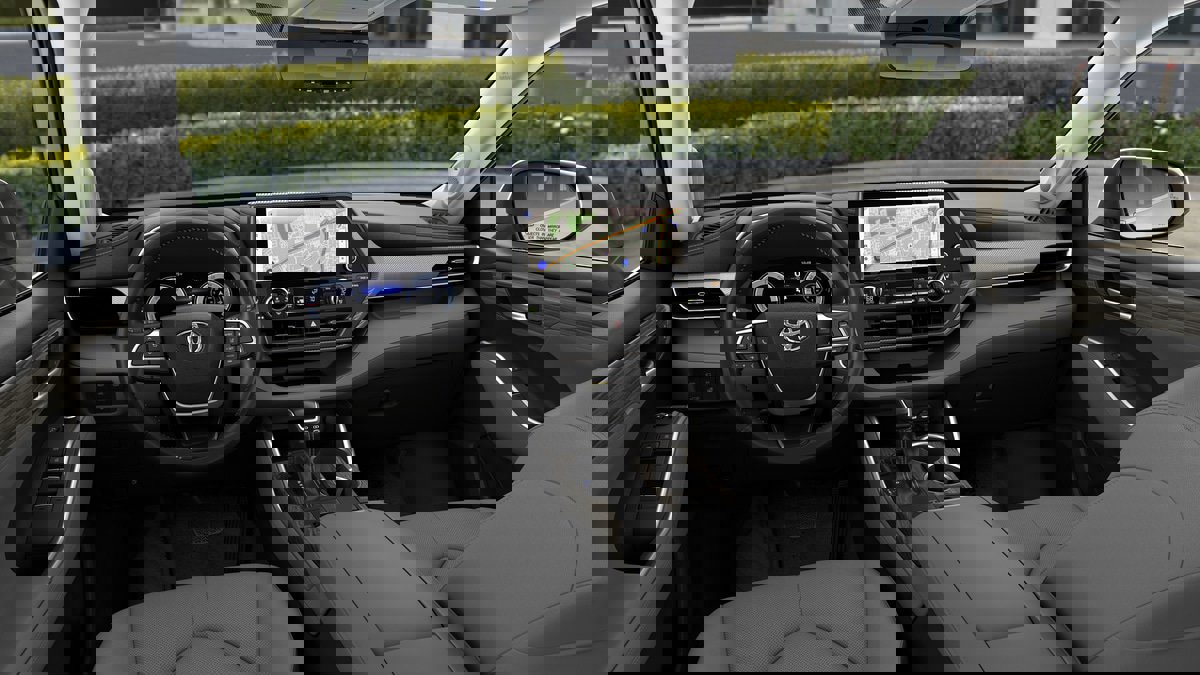 New 2026 Toyota Highlander Platinum image 19