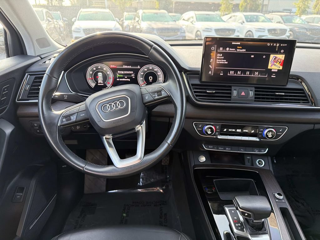 Used 2022 Audi Q5 2.0T Premium Plus w/ Premium Plus Package AWD/4WD image 7