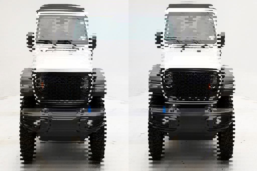 Used 2024 Jeep Wrangler Unlimited image 5