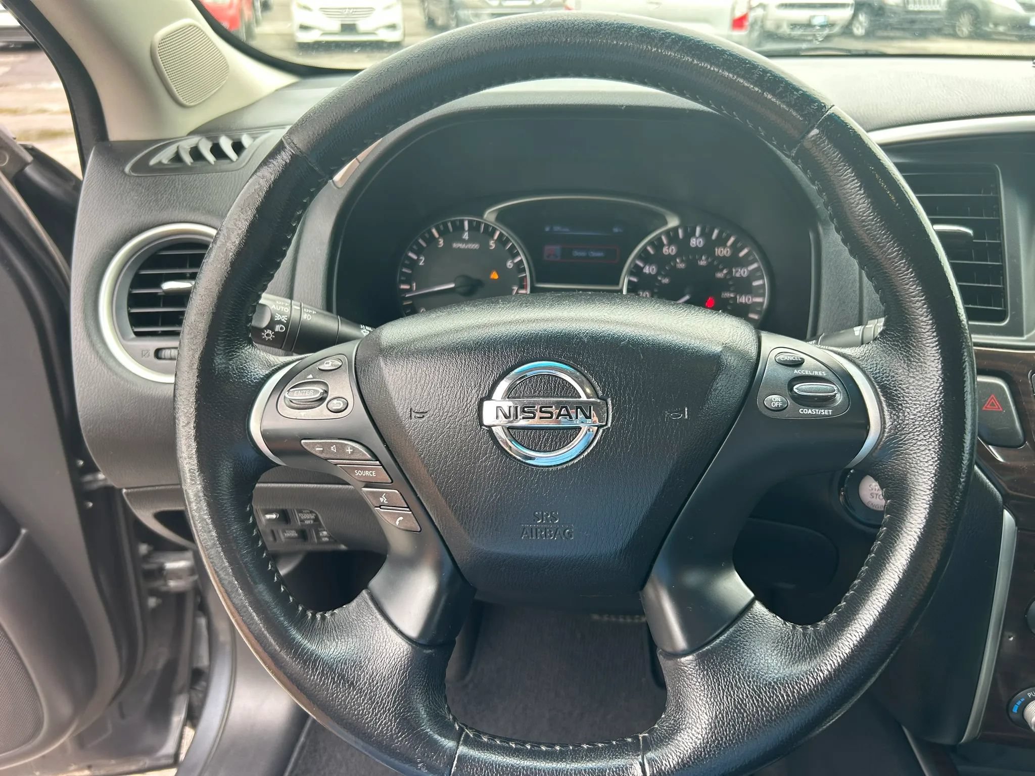 Used 2014 Nissan Pathfinder Platinum w/ Platinum Premium Package FWD image 44
