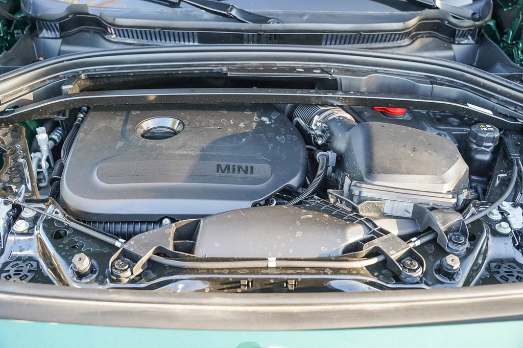 Used 2025 MINI Cooper Countryman S w/ Comfort Package Max image 28