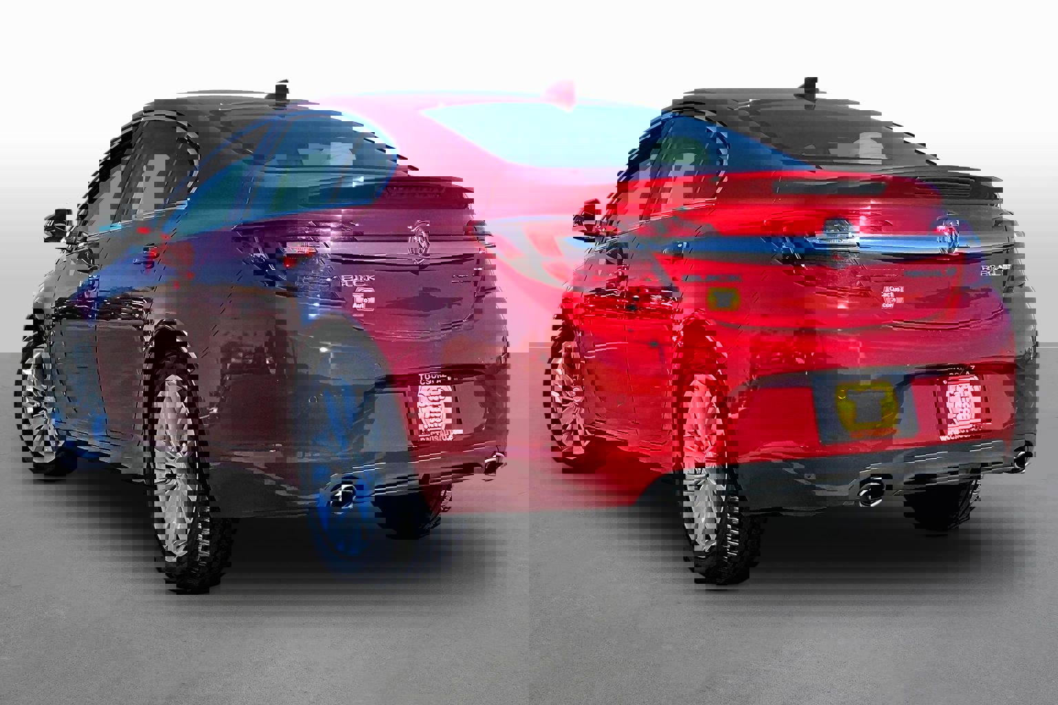 Used 2015 Buick Regal Premium w/ Experience Buick Package image 10