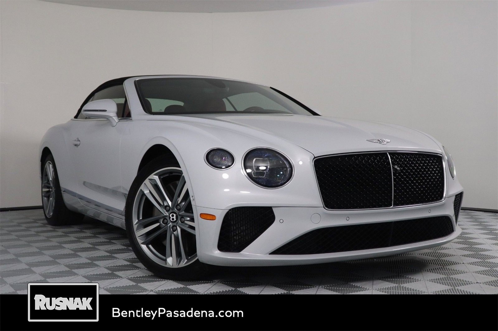 New 2024 Bentley Continental GT image 1