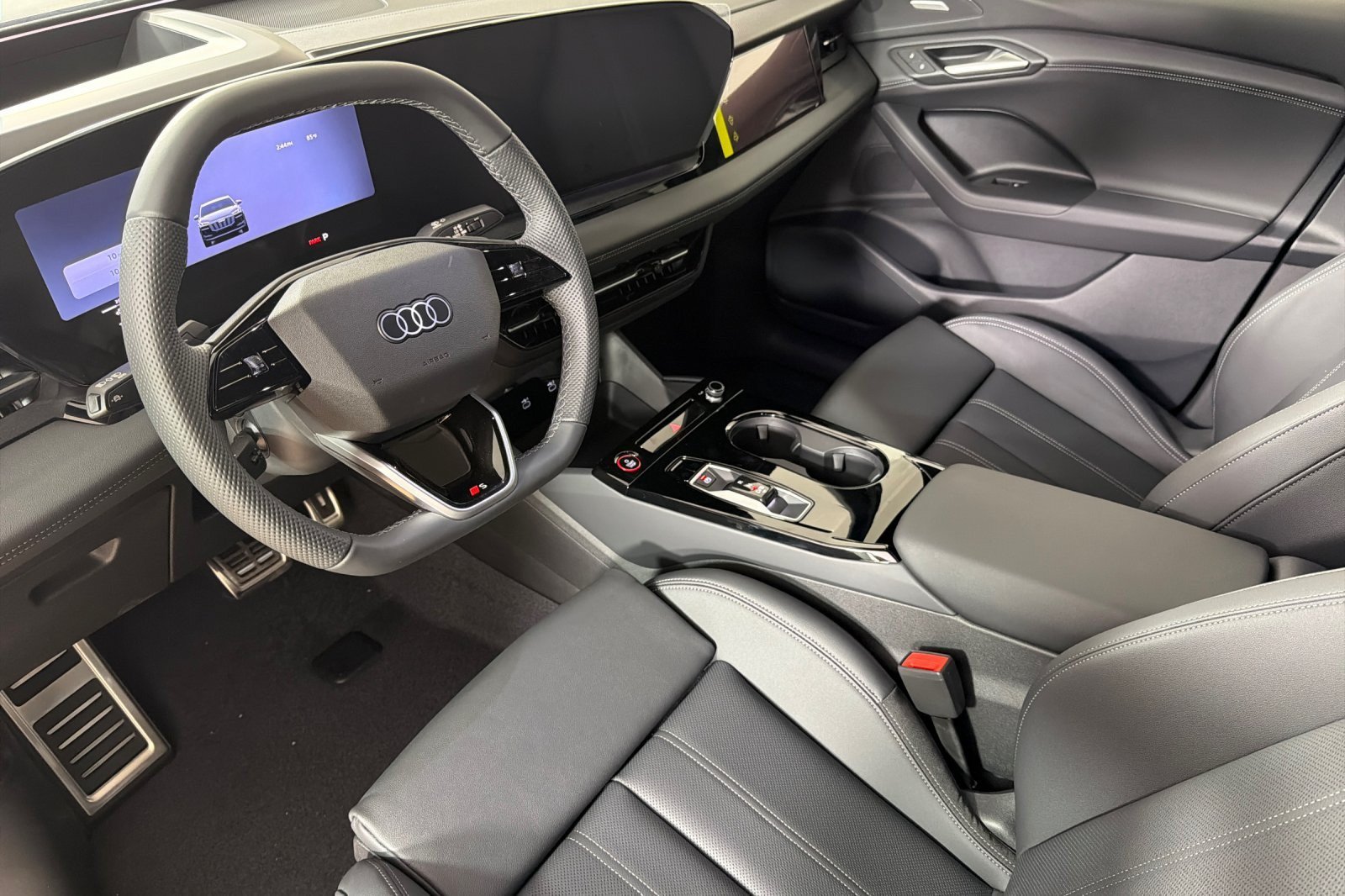 New 2027 Audi SQ6 e-tron Premium Plus AWD/4WD image 9