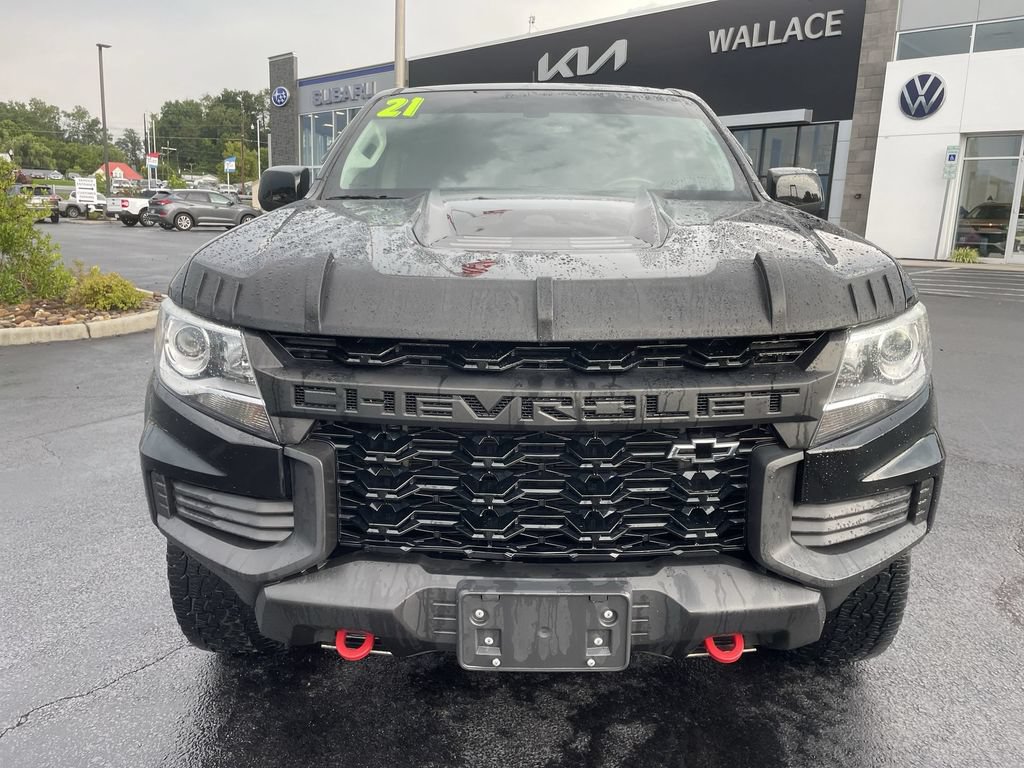Used 2021 Chevrolet Colorado ZR2 w/ ZR2 Midnight Special Edition AWD/4WD image 2